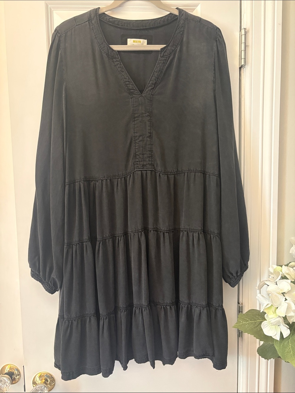 Maeve Black Tiered V-Neck Long Sleeve Tunic